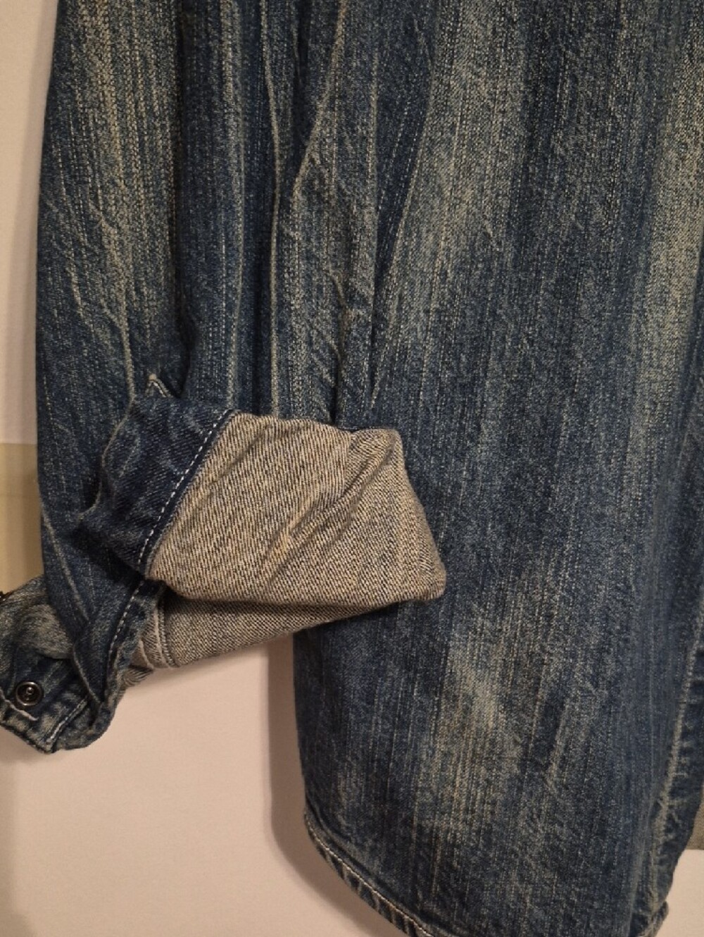 NWOT Arizona Jean Co. Womens  Distressed Blue Denim Shirt Jacket SZ L - Picture 4 of 10